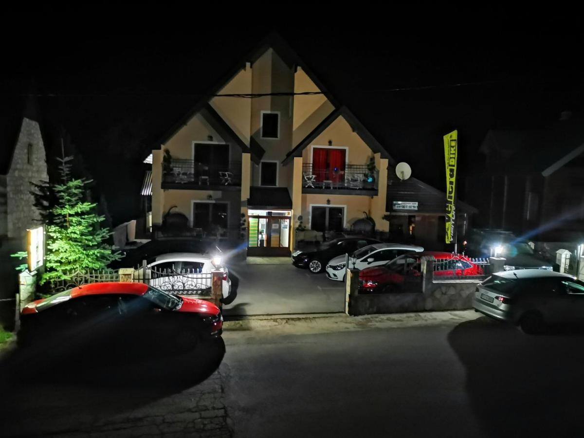 זבליאק Gorska Vila Apartments מראה חיצוני תמונה