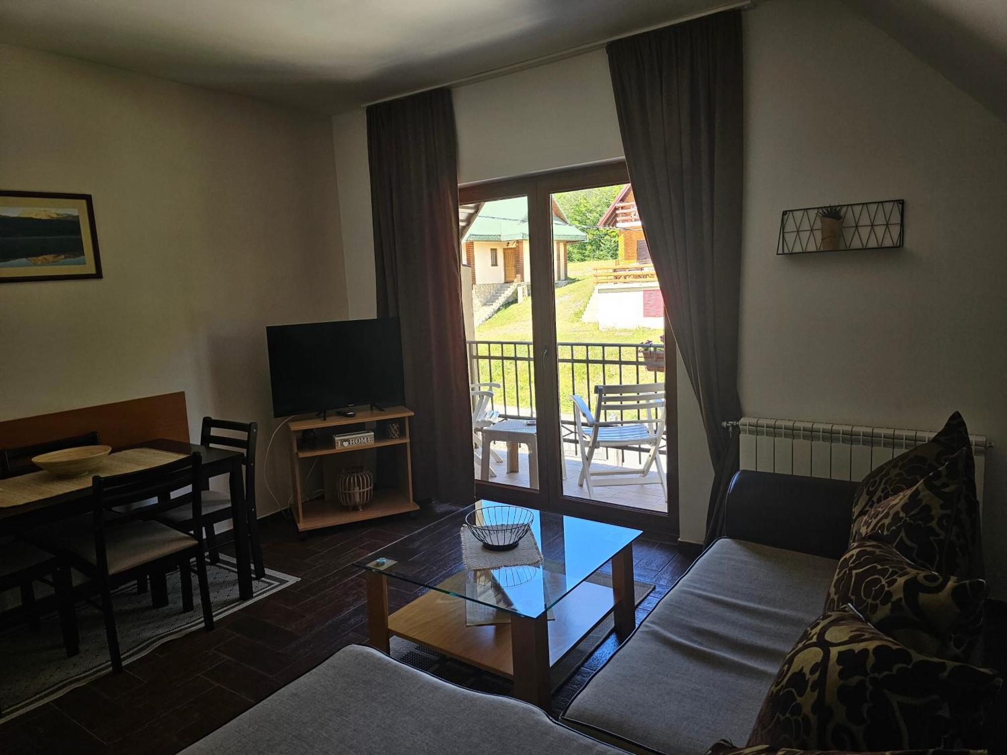 זבליאק Gorska Vila Apartments מראה חיצוני תמונה